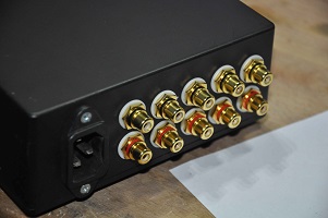 Селектор каналов для аудио аппаратуры.