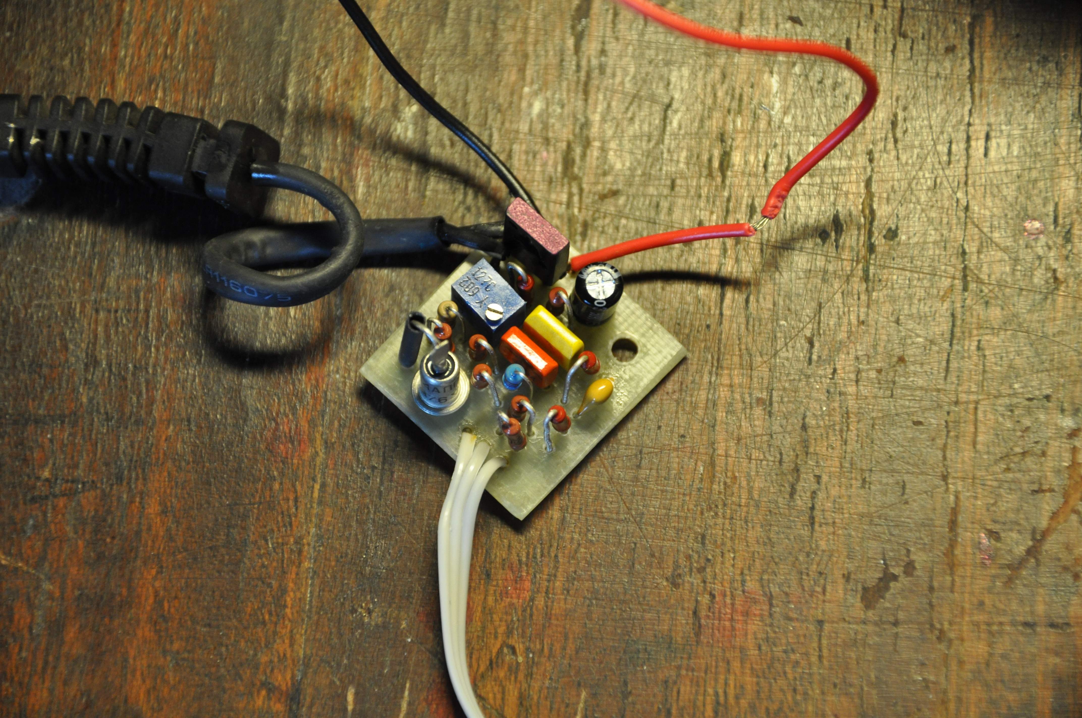 Плата со стороны деталей