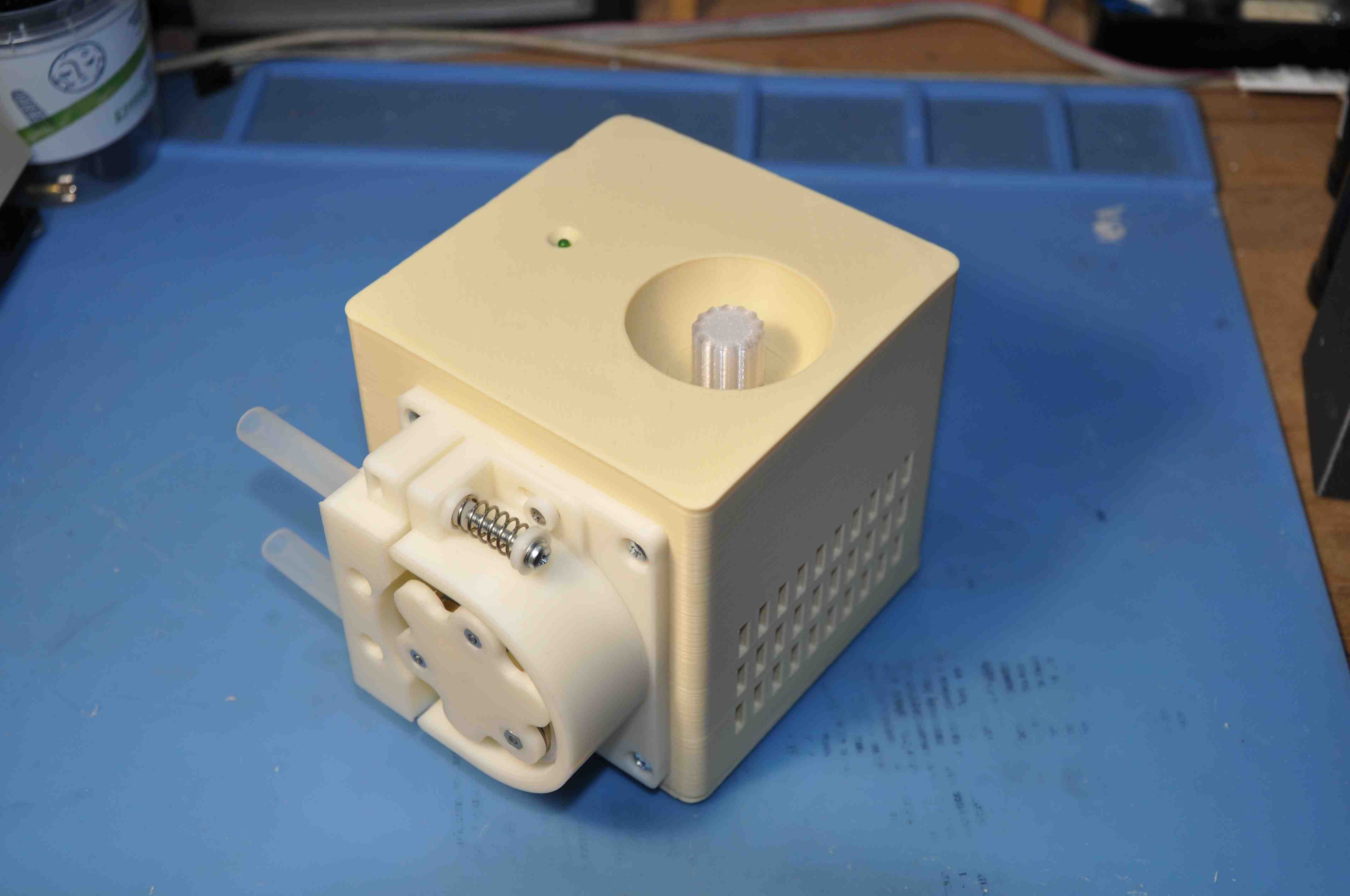 Насос вид сбоку