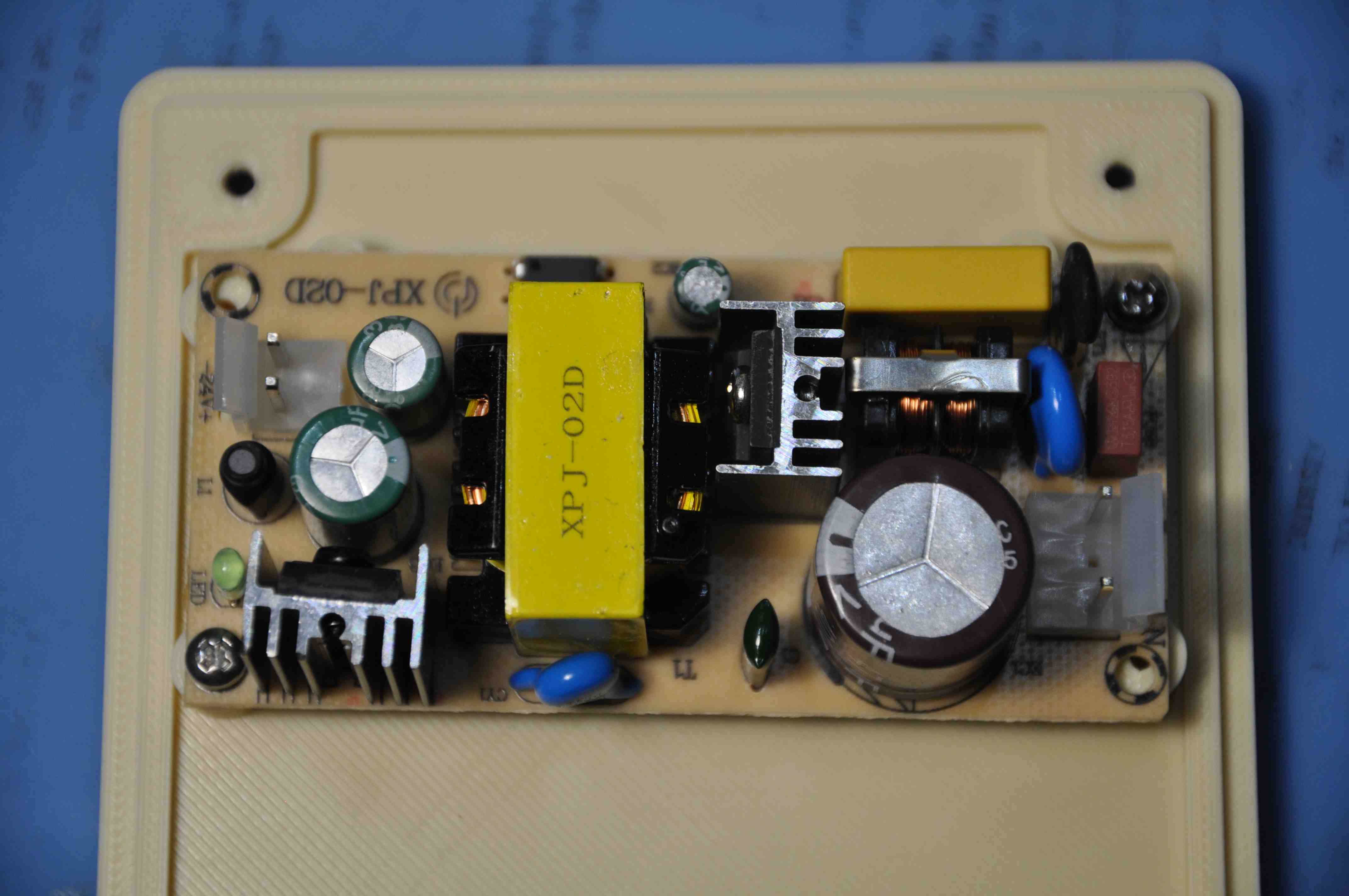 Насос вид сбоку